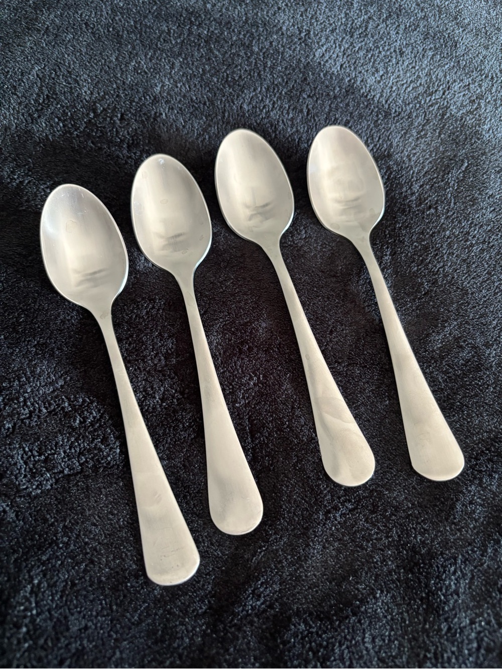 VTG Stainless Steel Spoons Set of 4 - Classic Silver Great Quality Flatwear